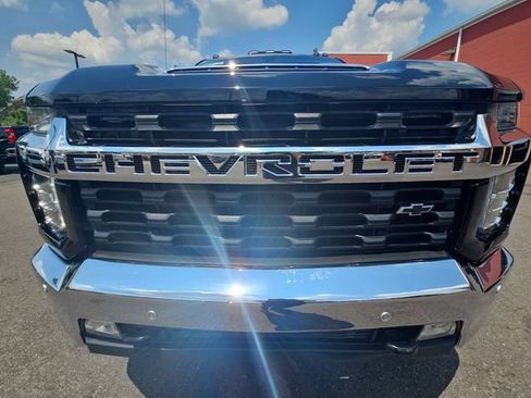 Used 2020 Chevrolet Silverado 2500 LT w/ All Star Edition AWD/4WD image 34