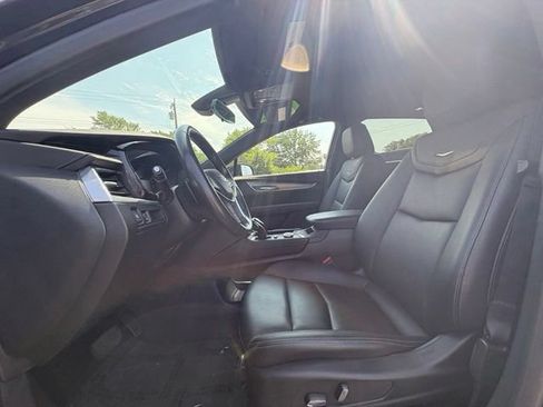 Used 2023 Cadillac XT5 Luxury AWD/4WD image 17