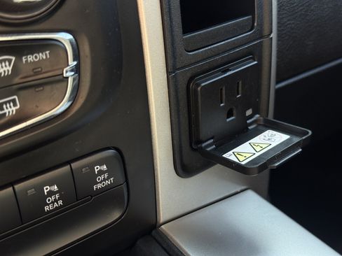 Used 2019 RAM 1500 Lone Star image 22