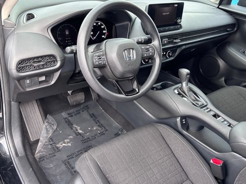 Certified 2024 Honda HR-V LX image 17