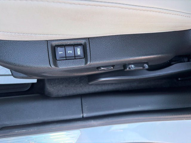 Used 2018 Buick Encore Essence w/ Experience Buick Package FWD image 20