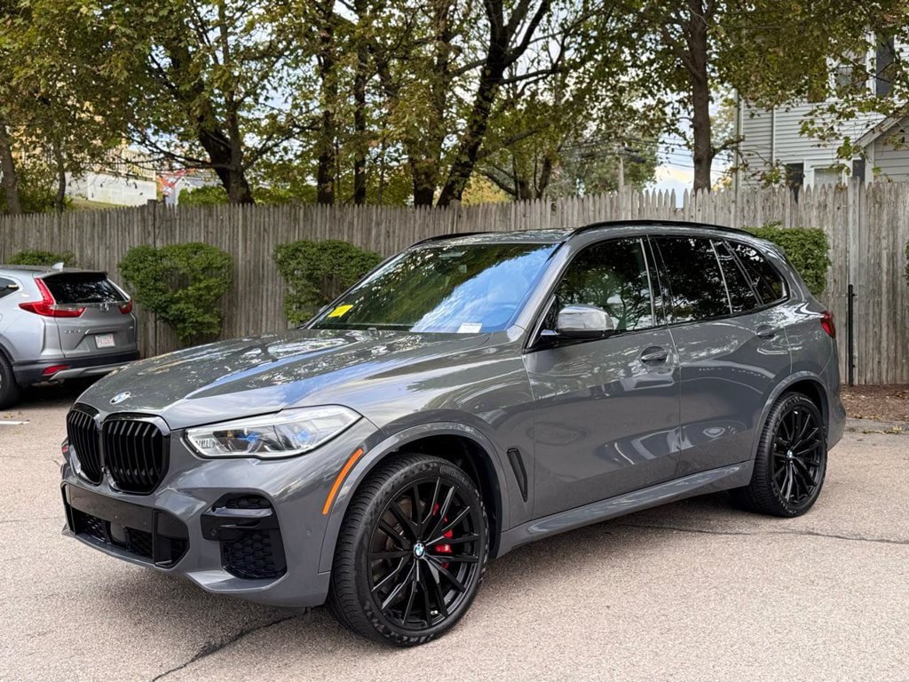 Used 2022 BMW X5 M50i w/ Executive Package AWD/4WD image 2