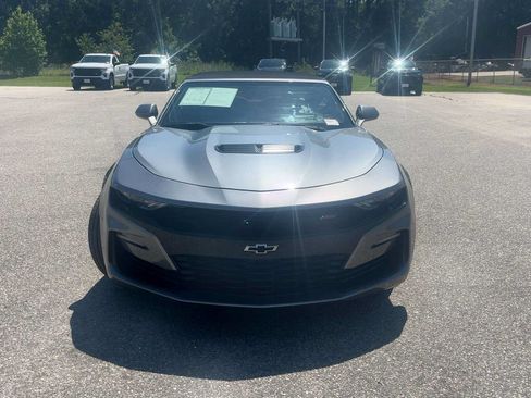 Used 2019 Chevrolet Camaro SS RWD image 10