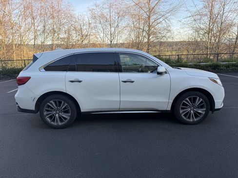 Used 2017 Acura MDX SH-AWD w/ Technology Package image 4