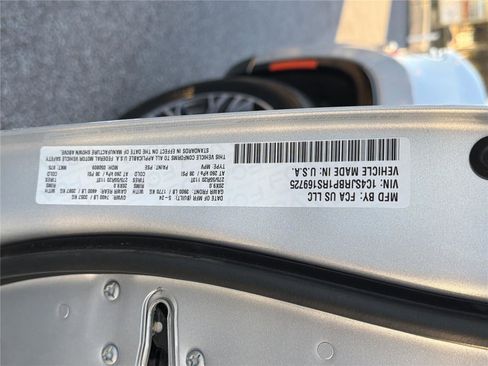 Used 2024 Jeep Wagoneer L Series II w/ Flexible Seating Group image 33