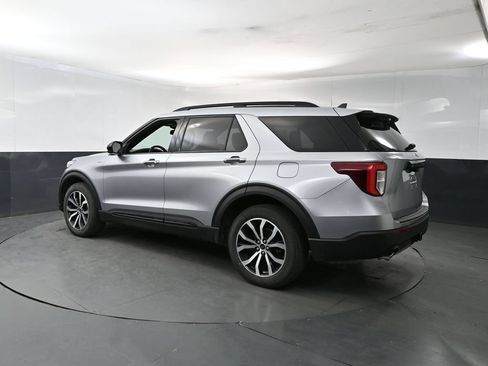 Used 2023 Ford Explorer ST-Line w/ Class IV Trailer Tow Package AWD/4WD image 3