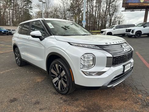 New 2026 Mitsubishi Outlander SE FWD image 4