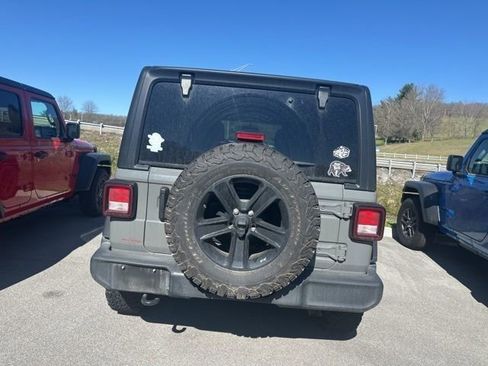 Used 2022 Jeep Wrangler Unlimited Sport image 16