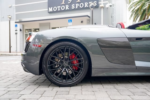 Used 2018 Audi R8 V10 AWD/4WD image 31