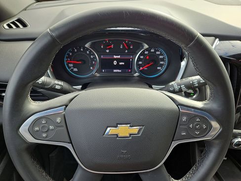 Certified 2023 Chevrolet Traverse LT image 16