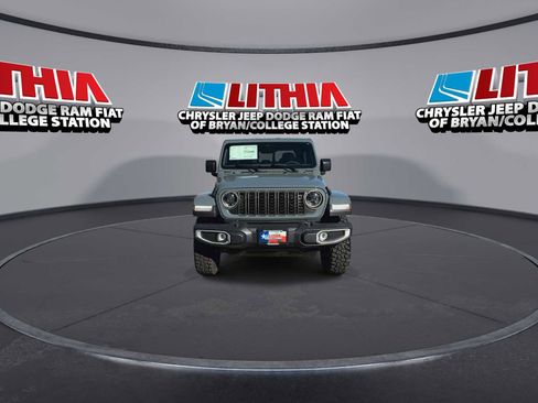 New 2026 Jeep Gladiator Sport image 3