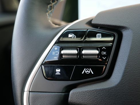 Certified 2024 Kia EV6 GT-Line AWD/4WD image 28