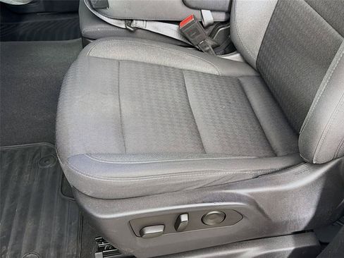 Used 2023 Chevrolet Silverado 1500 Custom AWD/4WD image 19