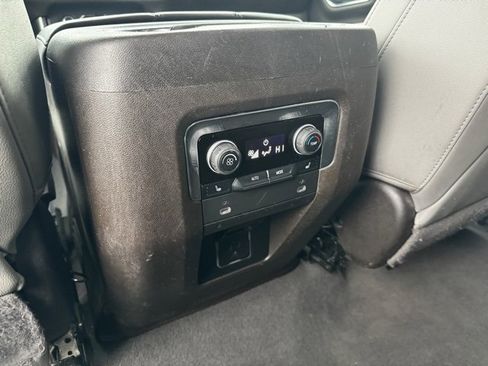 Certified 2022 Chevrolet Tahoe LT w/ Luxury Package image 8