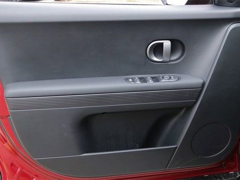 New 2026 Hyundai Ioniq 5 SEL image 17