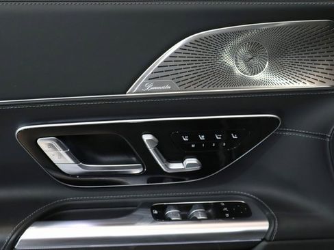 Used 2023 Mercedes-Benz SL 55 AMG 4MATIC image 4