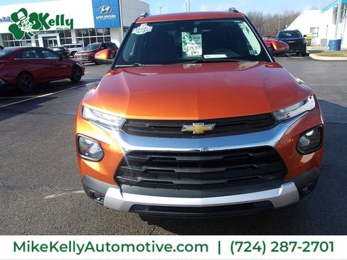Used 2022 Chevrolet TrailBlazer LT image 2