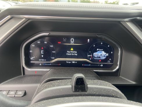 Used 2024 GMC Sierra 1500 Denali image 17