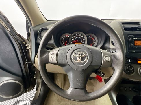Used 2012 Toyota RAV4 4WD w/ Upgrade Value Pkg image 16