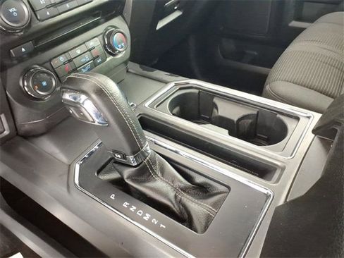 Used 2015 Ford F150 XLT w/ Equipment Group 302A Luxury image 19