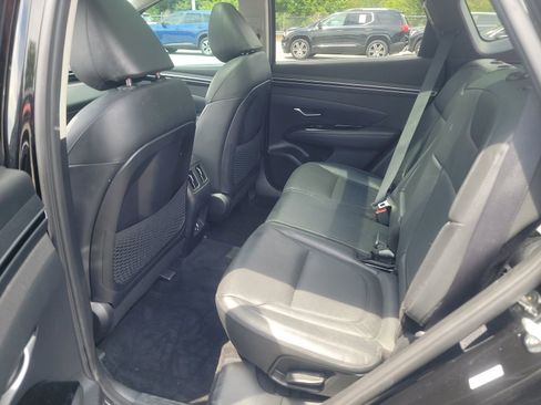 Used 2022 Hyundai Tucson Limited FWD image 16