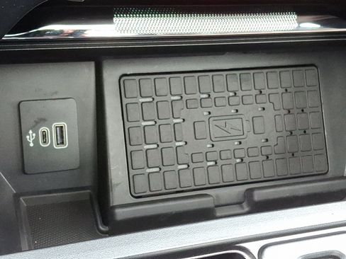 Used 2025 Ford F150 King Ranch image 25