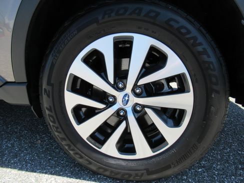 Used 2021 Subaru Outback Premium AWD/4WD image 8