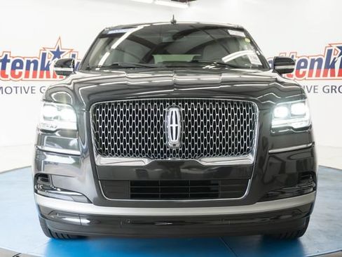 Used 2023 Lincoln Navigator L Reserve AWD/4WD image 29