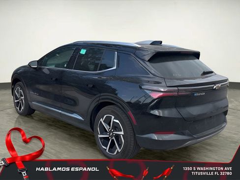 Used 2025 Chevrolet Equinox EV LT image 3