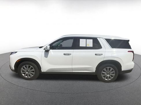 Used 2025 Hyundai Palisade SEL FWD image 8