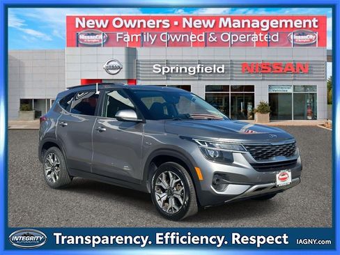 Used 2021 Kia Seltos EX image 1