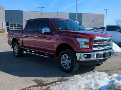 Used 2016 Ford F150 Lariat image 2