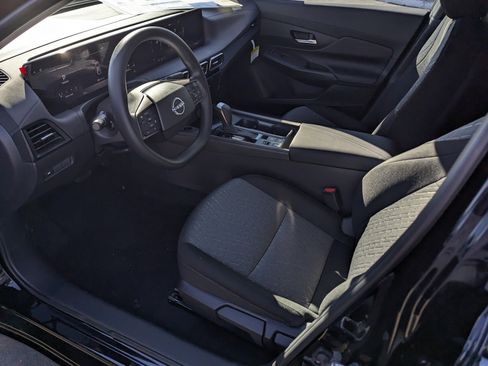 New 2026 Nissan Sentra SV w/ Floor Mat Package image 9