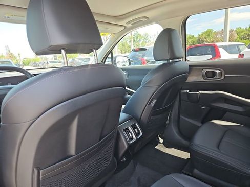 Certified 2026 Kia Sorento X-Line EX AWD/4WD image 12