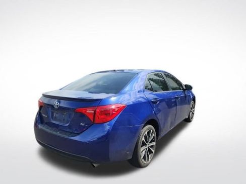 Used 2019 Toyota Corolla SE FWD image 3