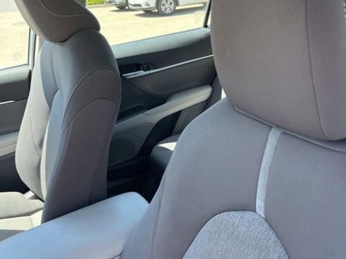 Used 2023 Toyota Camry LE FWD image 11
