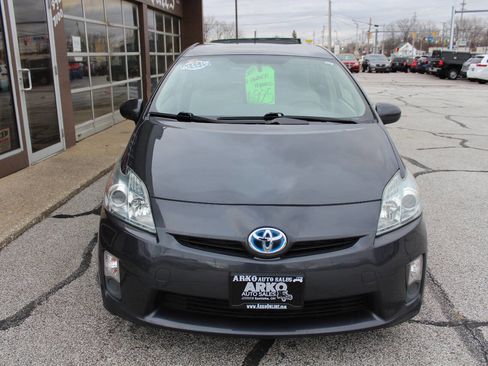 Used 2011 Toyota Prius Three image 3