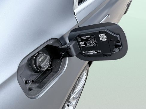Used 2023 Mercedes-Benz S 580 4MATIC Sedan image 10