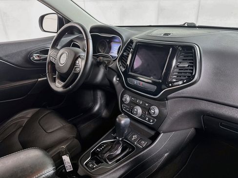Used 2019 Jeep Cherokee Limited AWD/4WD image 27