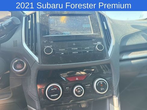 Used 2021 Subaru Forester Premium AWD/4WD image 19