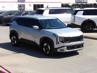 New 2027 Kia Seltos LX