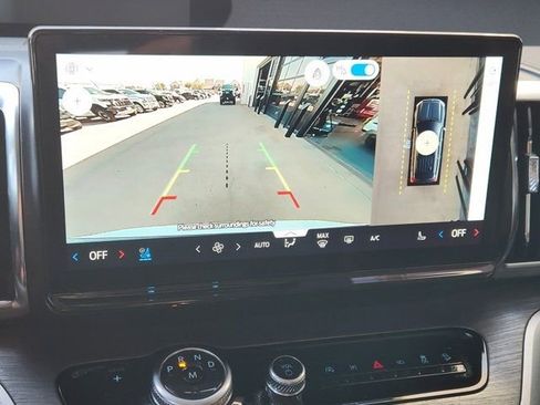 Used 2025 Ford Expedition Max Platinum image 6