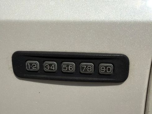 Used 2015 Ford F350 Lariat w/ Lariat Ultimate Package AWD/4WD image 11