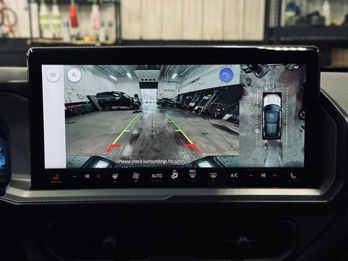 Used 2025 Ford Bronco Sport Badlands image 38