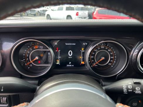 Used 2023 Jeep Wrangler Unlimited Rubicon 392 w/ Trailer Tow Package AWD/4WD image 14