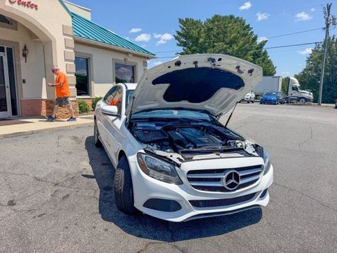 Used 2015 Mercedes-Benz C 300 Sedan image 21