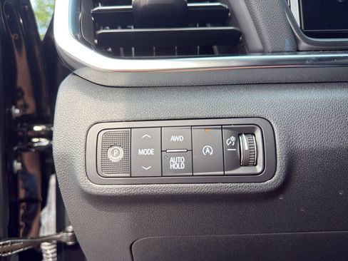 New 2027 GMC Terrain Elevation w/ Elevation Premium Package AWD/4WD image 17