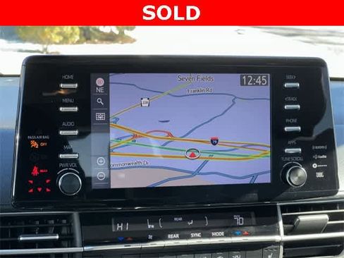 Used 2021 Toyota Sienna XLE w/ XLE Plus Package image 13