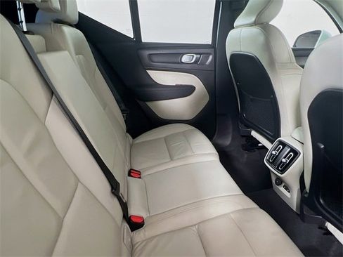 Used 2023 Volvo XC40 B5 Plus w/ Driver Assist Package image 10
