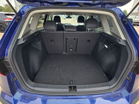 Used 2024 Volkswagen Taos SE image 20